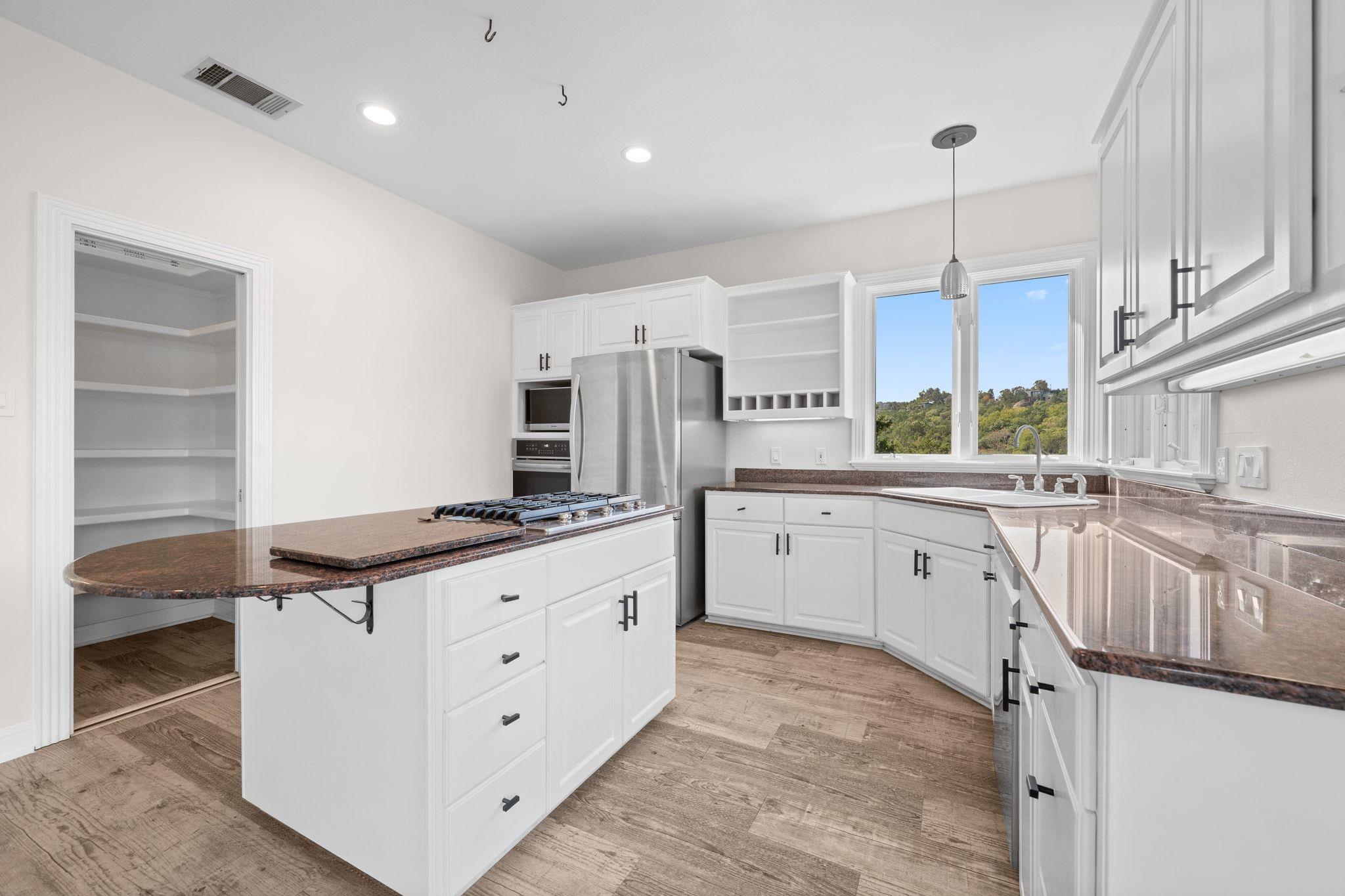 Austin, Texas, 78746, United States, 4 Bedrooms Bedrooms, ,4 BathroomsBathrooms,Residential,For Sale,1974228