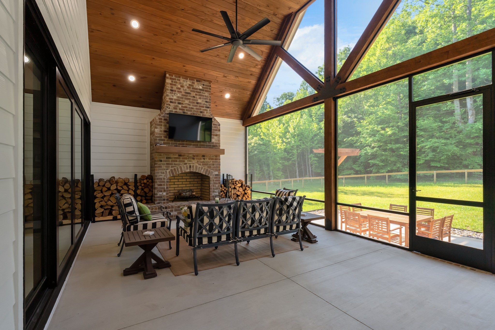 2133 Bear Creek Rd, Collinwood, TN, 38450 - 物件實景