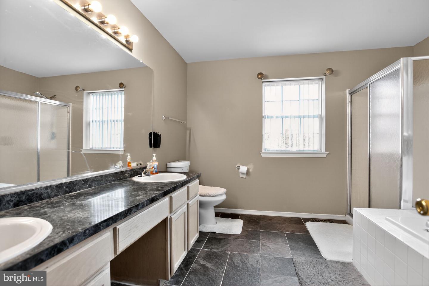 Burlington, New Jersey, 08016, United States, 4 Bedrooms Bedrooms, ,3 BathroomsBathrooms,Residential,For Sale,1988939