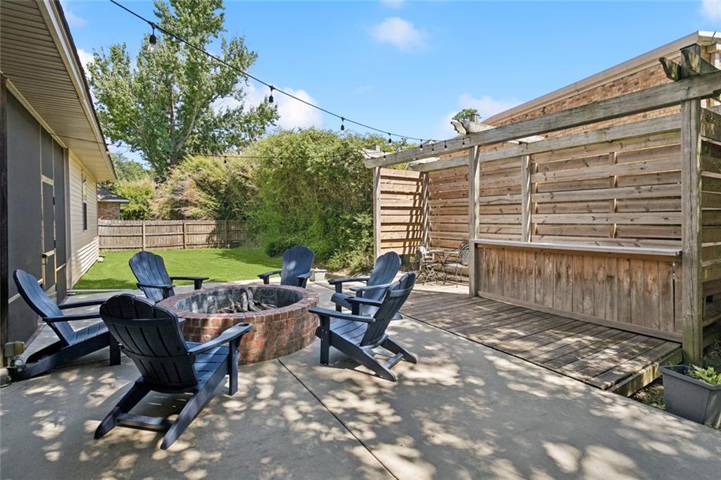 Mandeville, Louisiana, 70471, United States, 4 Bedrooms Bedrooms, ,3 BathroomsBathrooms,Residential,For Sale,1898629