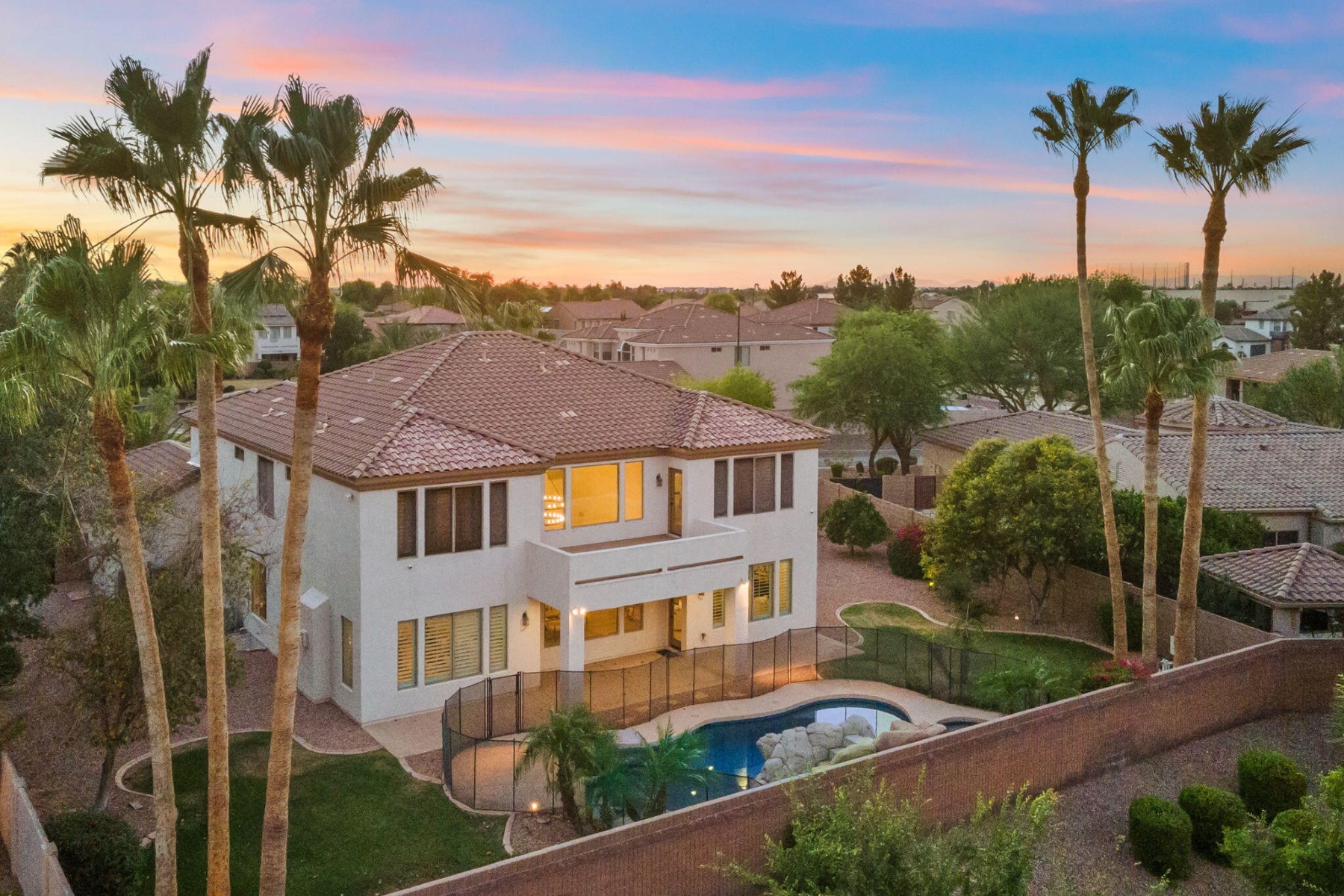  2517 S Constellation Way  Gilbert, AZ - 物件實景