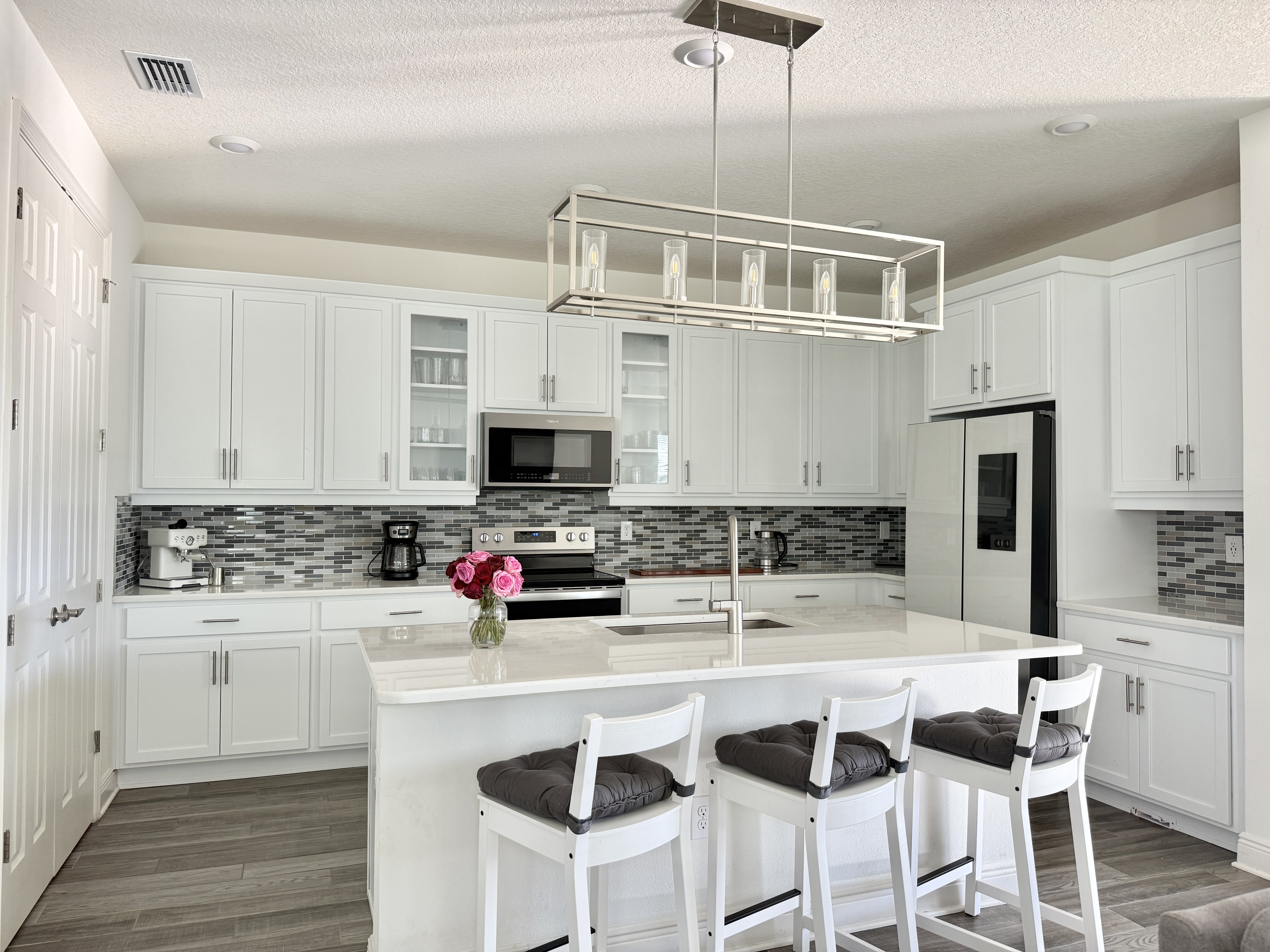 Seffner, Florida, 33584, United States, 4 Bedrooms Bedrooms, ,3 BathroomsBathrooms,Residential,For Sale,1979664