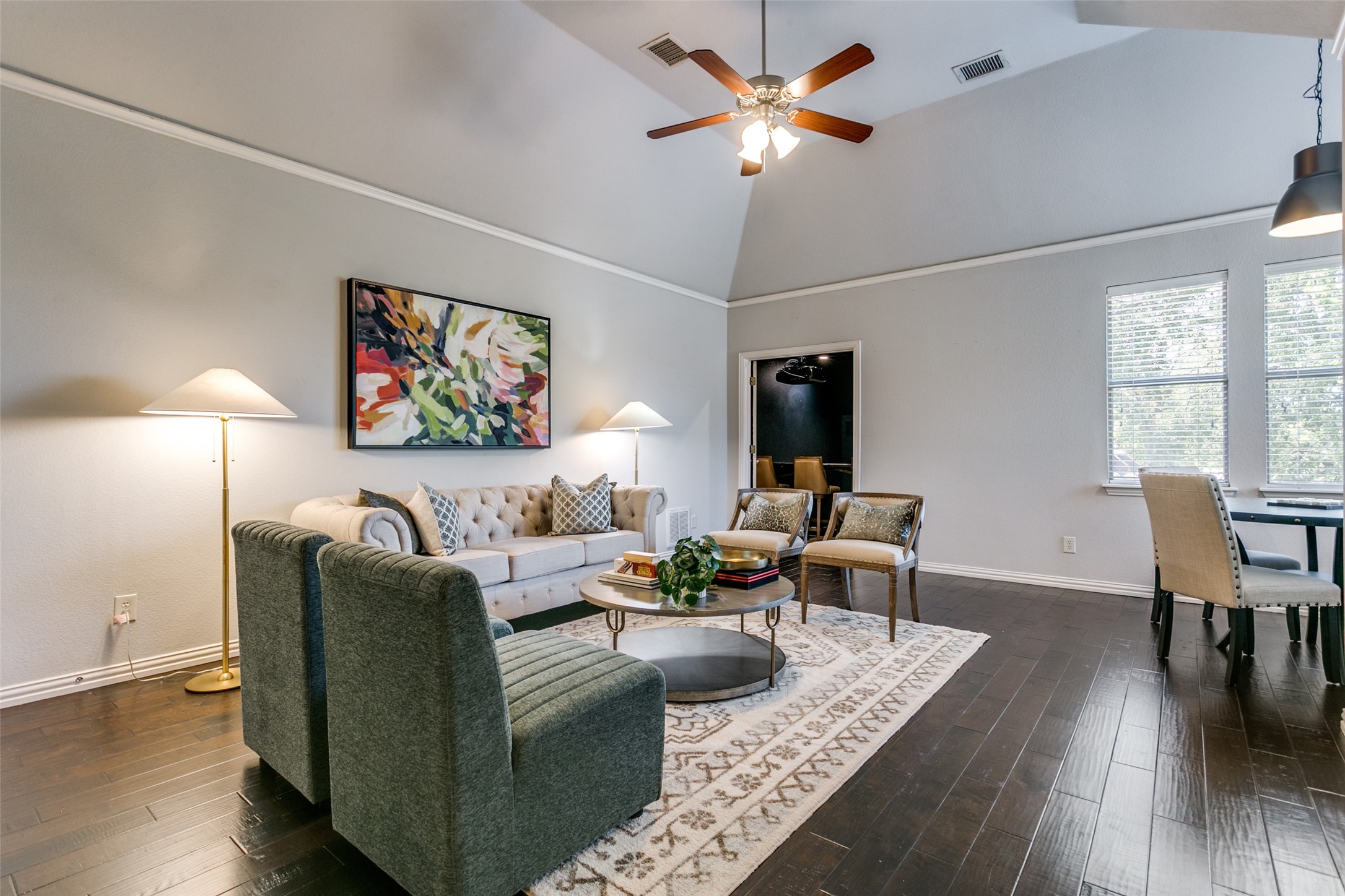 Grapevine, Texas, 76092, United States, 4 Bedrooms Bedrooms, ,3 BathroomsBathrooms,Residential,For Sale,1951115