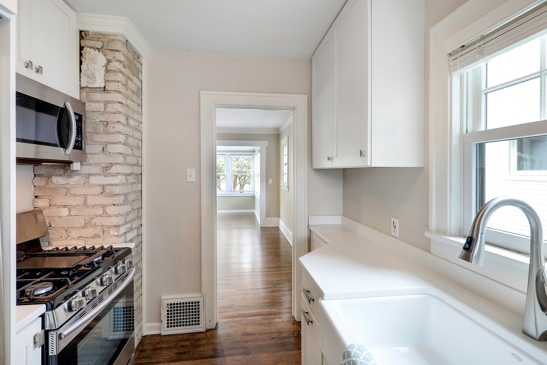  Refined Bungalow Living in the Heart of Fulton - 物件實景