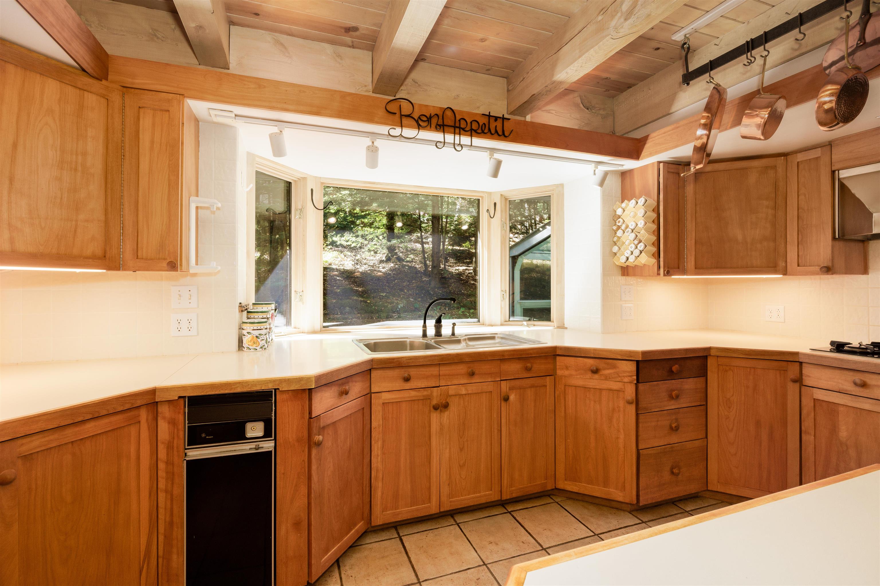 Grantham, New Hampshire, 03753, United States, 4 Bedrooms Bedrooms, ,3 BathroomsBathrooms,Residential,For Sale,1947090