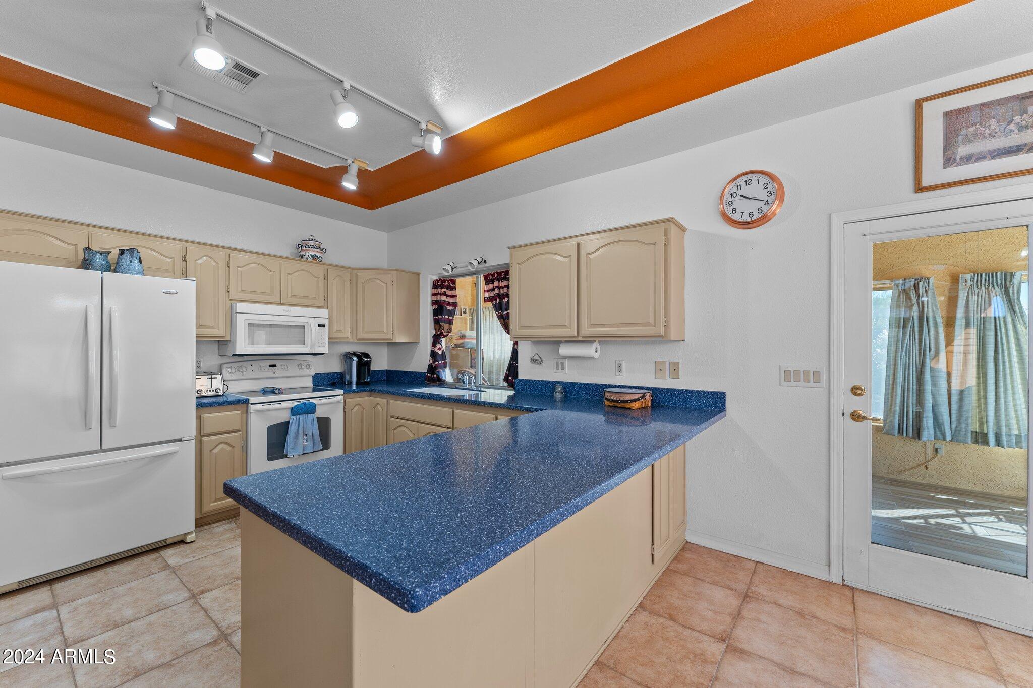 Wickenburg, Arizona, 85390, United States, 3 Bedrooms Bedrooms, ,3 BathroomsBathrooms,Residential,For Sale,1977734