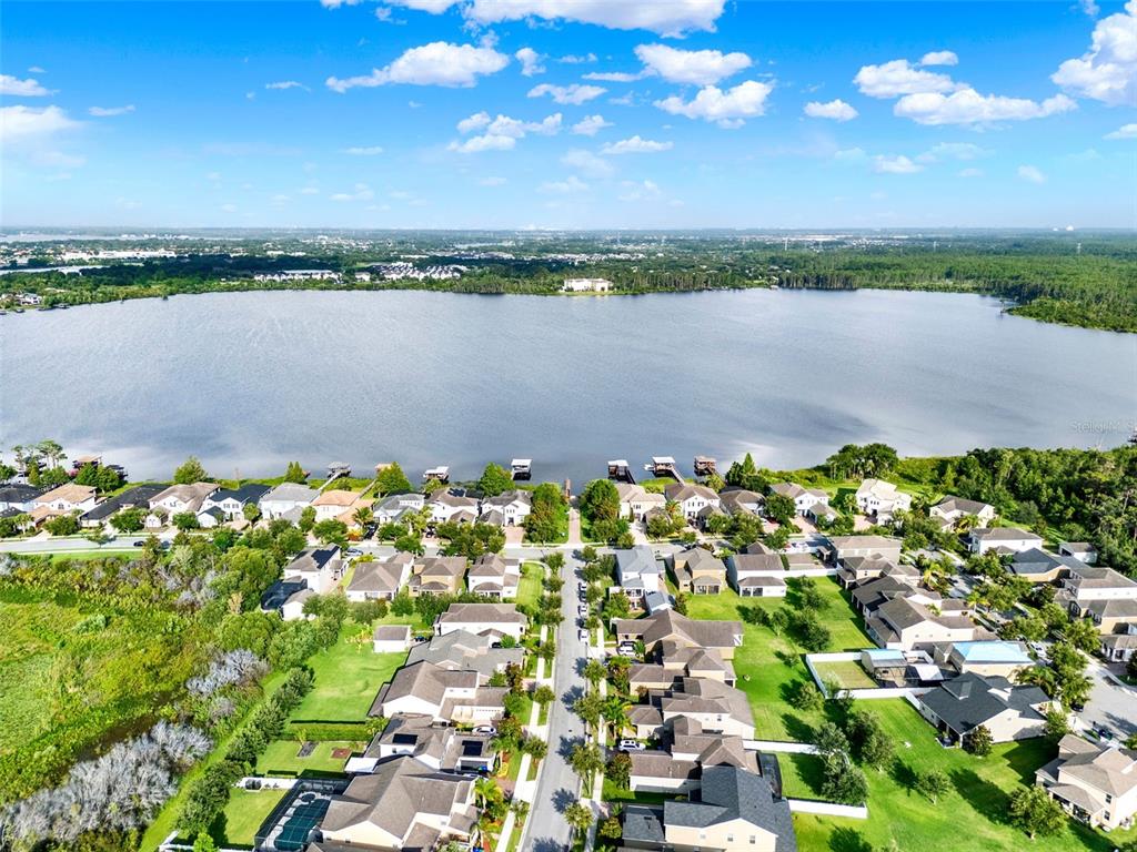 Winter Garden, Florida, 34787, United States, 6 Bedrooms Bedrooms, ,3 BathroomsBathrooms,Residential,For Sale,1907719