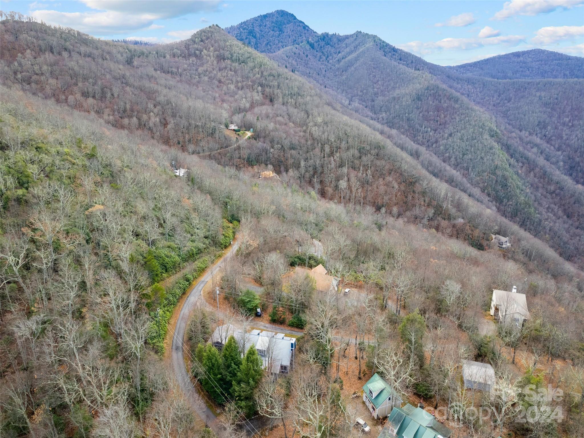 12 Belisle Lane, Maggie Valley, North Carolina, 28751, United States, 4 Bedrooms Bedrooms, ,3 BathroomsBathrooms,Residential,For Sale,12 Belisle Lane,1663193