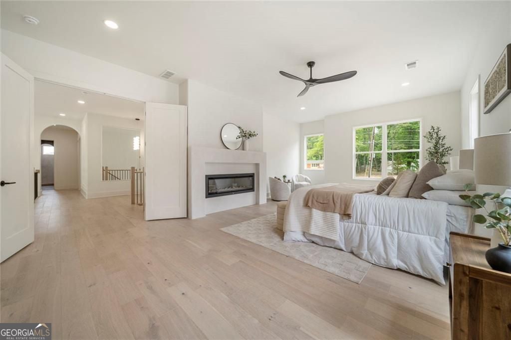 Lawrenceville, Georgia, 30046, United States, 5 Bedrooms Bedrooms, ,5 BathroomsBathrooms,Residential,For Sale,2042592