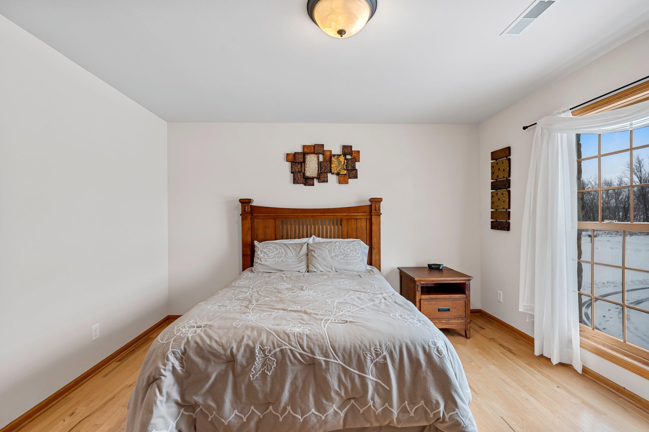 CHILTON, Wisconsin, 53014, United States, 5 Bedrooms Bedrooms, ,6 BathroomsBathrooms,Residential,For Sale,1927210