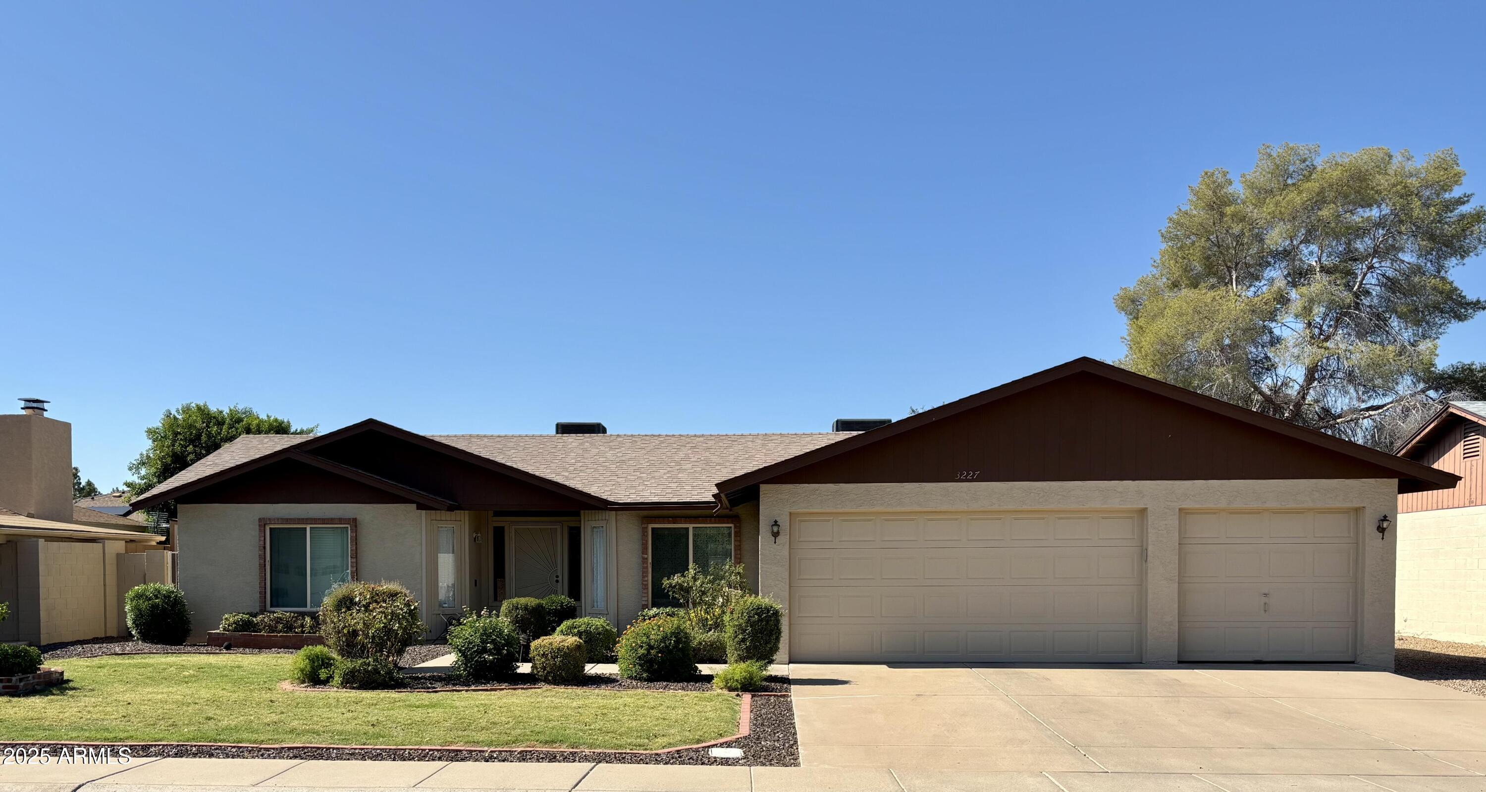 Phoenix, Arizona, 85027, United States, 3 Bedrooms Bedrooms, ,Residential,For Sale,1875715