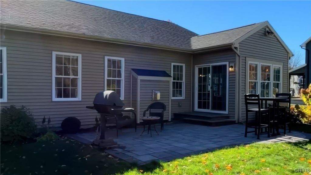 Liverpool, New York, 13090, United States, 3 Bedrooms Bedrooms, ,2 BathroomsBathrooms,Residential,For Sale,1972941