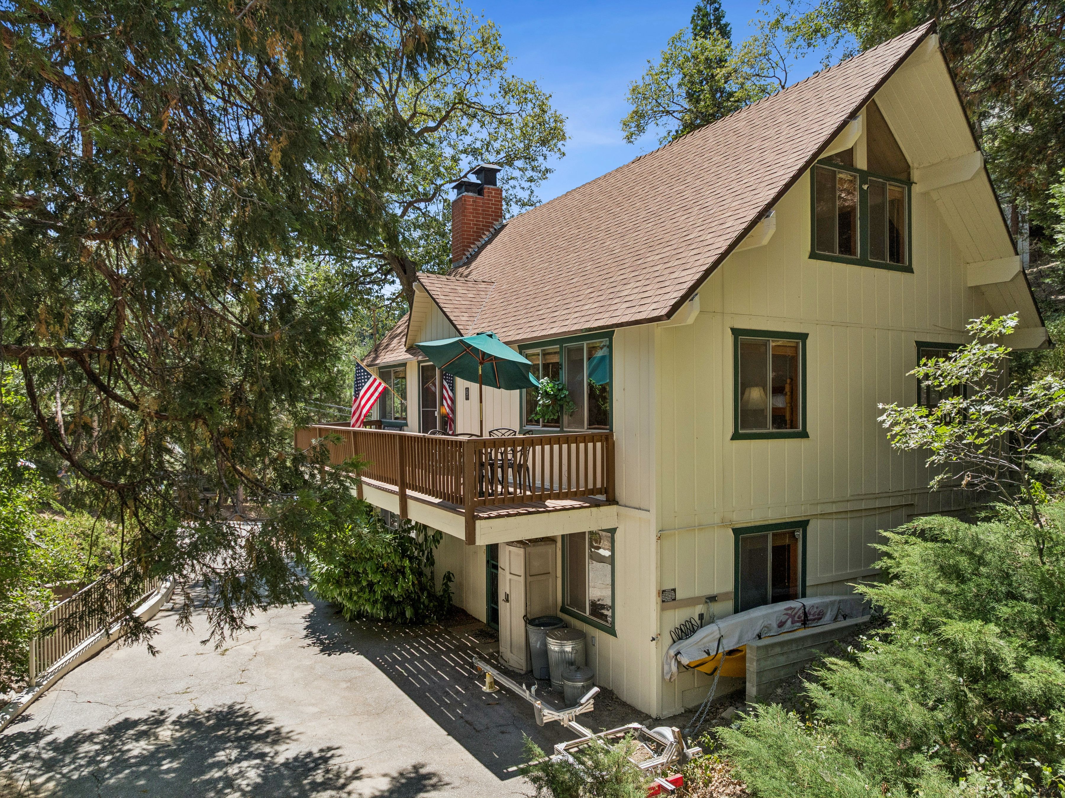  27376 Alpen Drive, Lake Arrowhead, CA 92352 - 物件實景