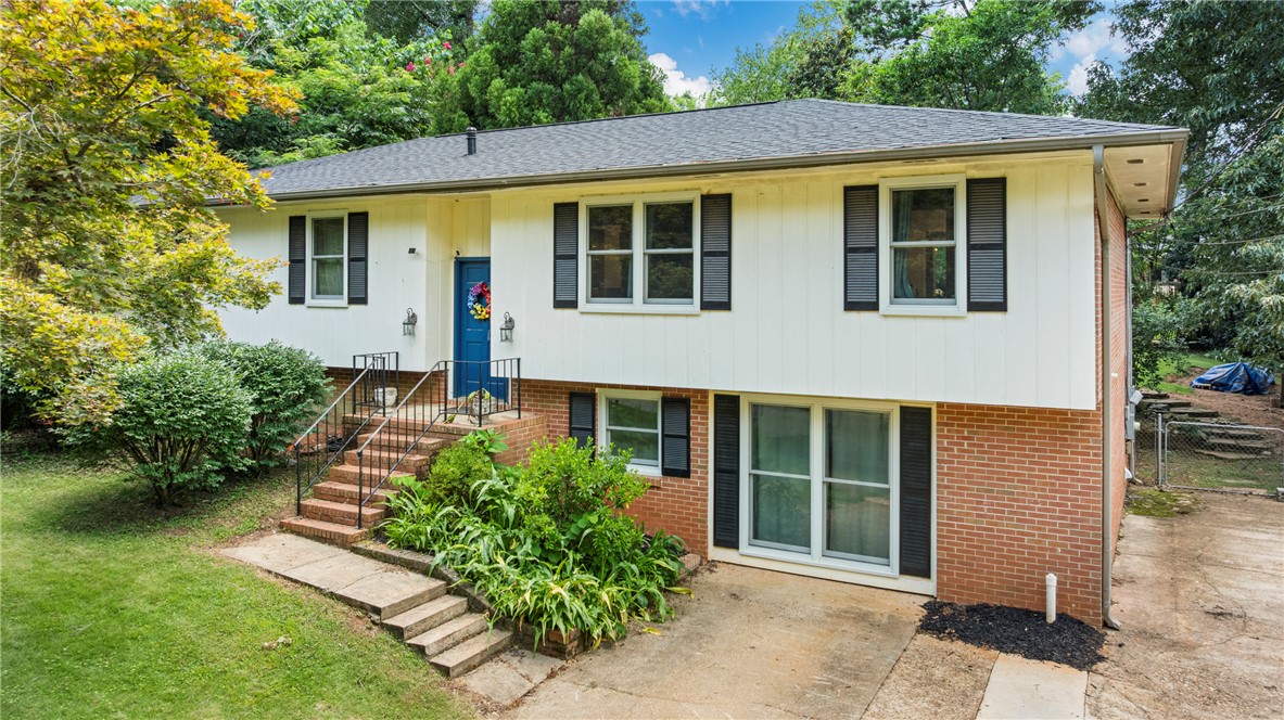 Juniper Dr, Auburn, AL 36830