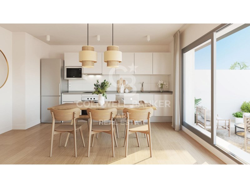 Estepona, Andalusia, ES, 4 Bedrooms Bedrooms, ,3 BathroomsBathrooms,Residential,For Sale,1746118