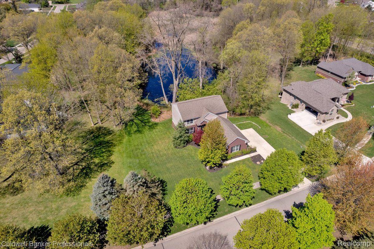 Oxford, Michigan, 48371, United States, 5 Bedrooms Bedrooms, ,4 BathroomsBathrooms,Residential,For Sale,1940303