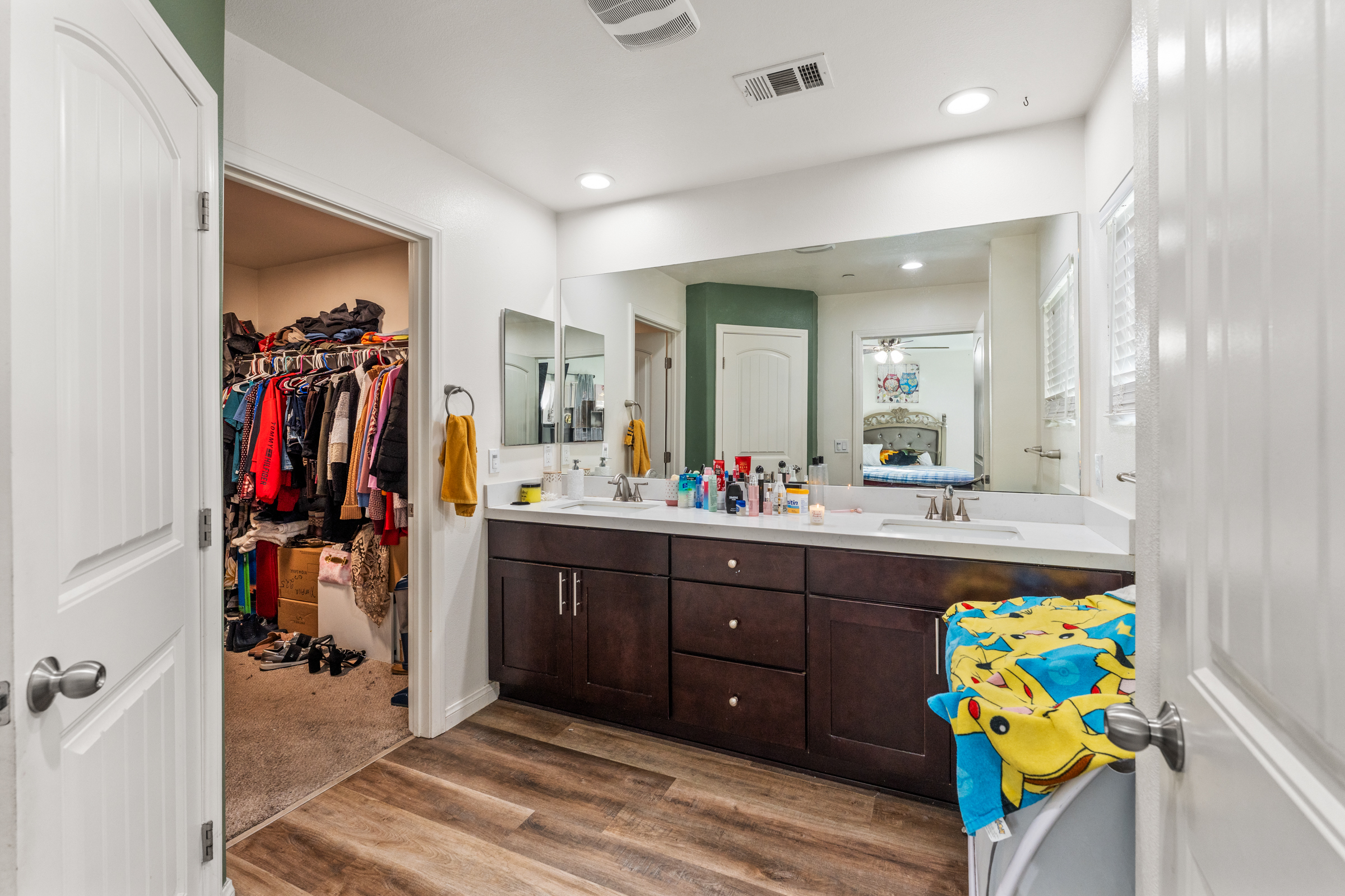 Colton, California, 92324, United States, 4 Bedrooms Bedrooms, ,2 BathroomsBathrooms,Residential,For Sale,2009310