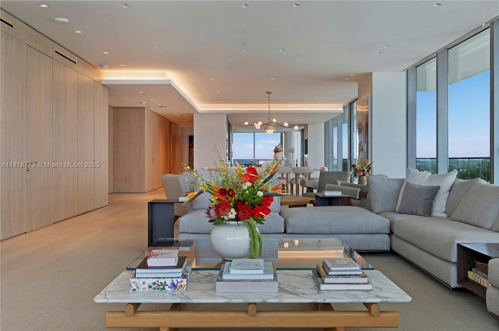 Bal Harbour, Florida, 33154, United States, 4 Bedrooms Bedrooms, ,4 BathroomsBathrooms,Residential,For Sale,1891515