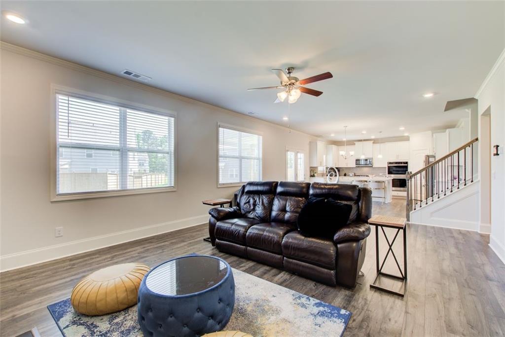 Acworth, Georgia, 30101, United States, 6 Bedrooms Bedrooms, ,4 BathroomsBathrooms,Residential,For Sale,1828453