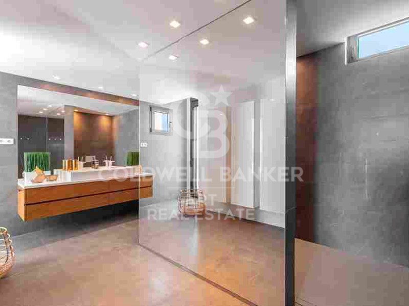 Marbella, Andalusia, ES, 6 Bedrooms Bedrooms, ,4 BathroomsBathrooms,Residential,For Sale,1795495