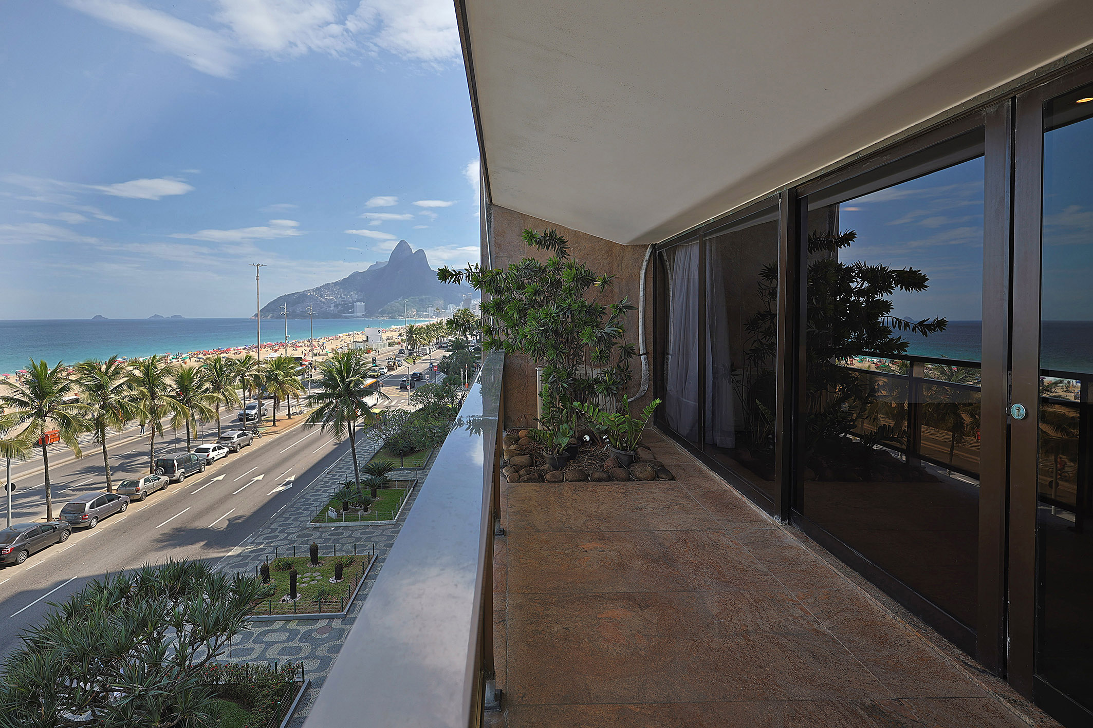  Apartment with direct ocean views in a building with amenities - 物件實景