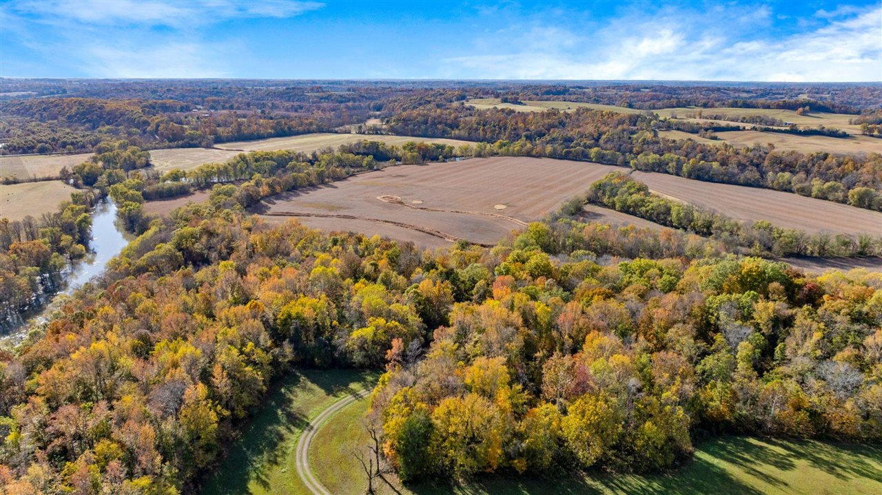 Glasgow, Kentucky, 42141, United States, 2 Bedrooms Bedrooms, ,1 BathroomBathrooms,Residential,For Sale,1989020