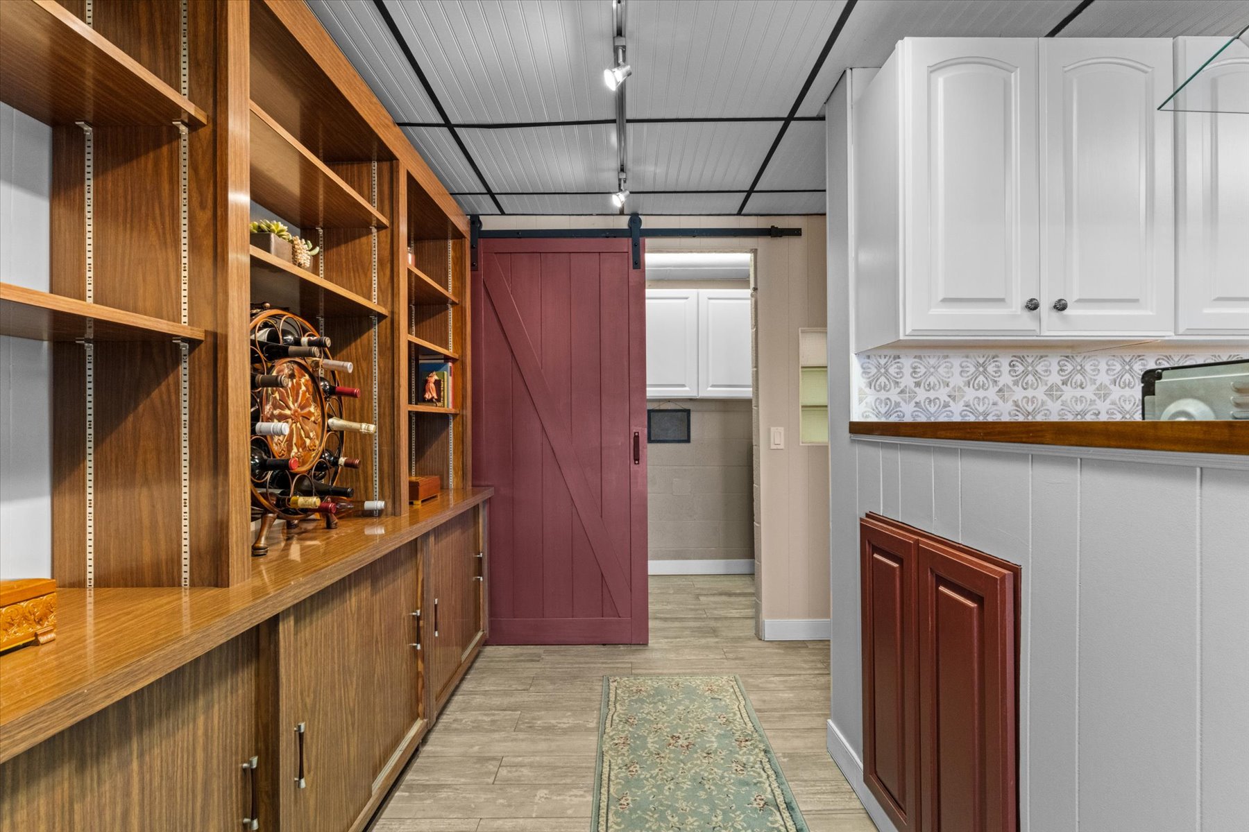  45 Lakeshore Drive Extension, West Brookfield, MA 01585 - 物件實景