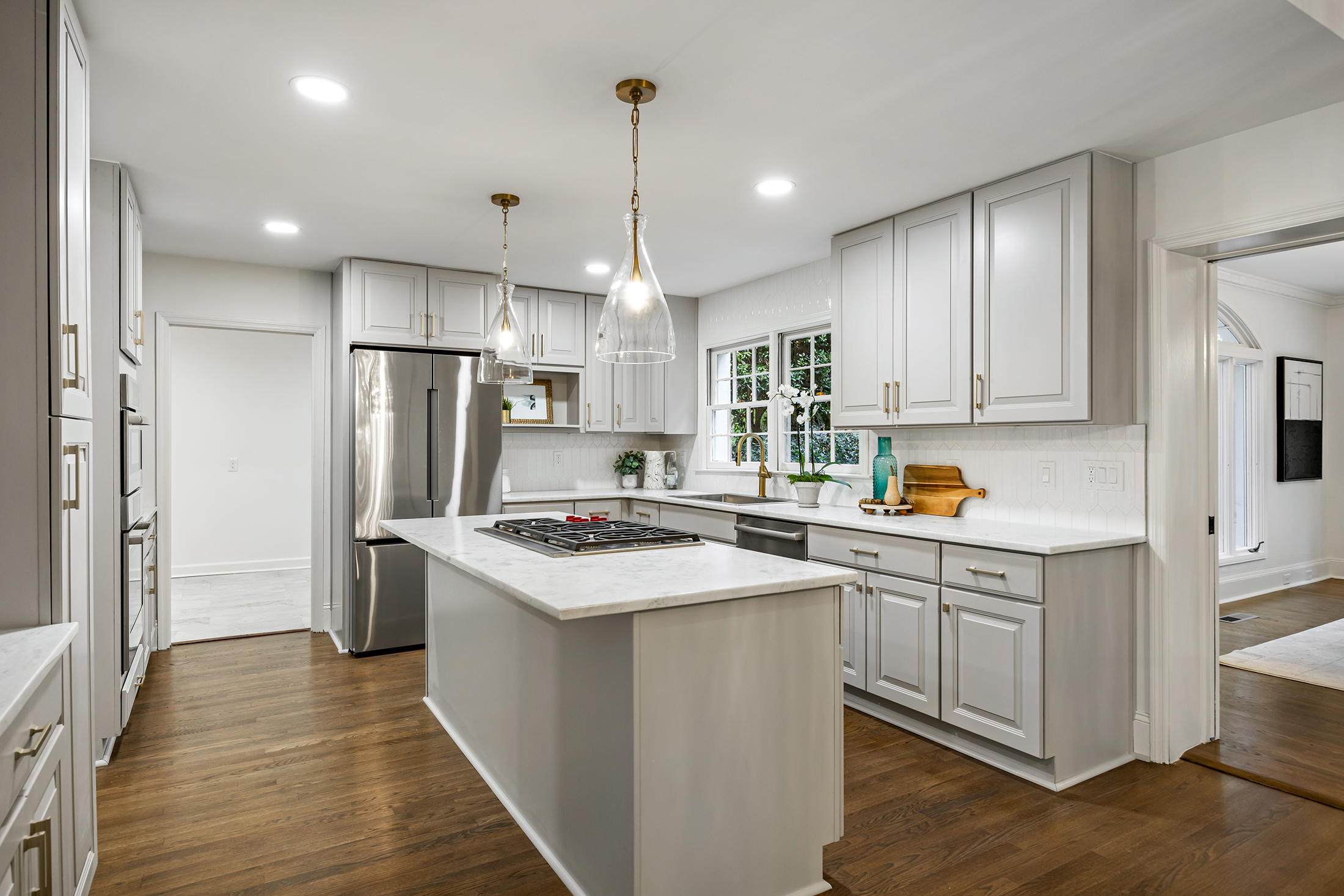  Timeless Architecture, Refined Interiors, and Modern Comfort in Sandy Springs - 物件實景
