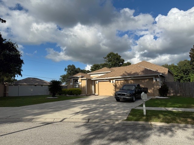 Valrico, Florida, 33596, United States, 5 Bedrooms Bedrooms, ,3 BathroomsBathrooms,Residential,For Sale,1935788