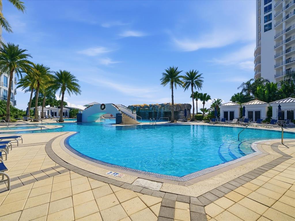 Tampa, Florida, 33602, United States, 2 Bedrooms Bedrooms, ,3 BathroomsBathrooms,Residential,For Sale,2003019