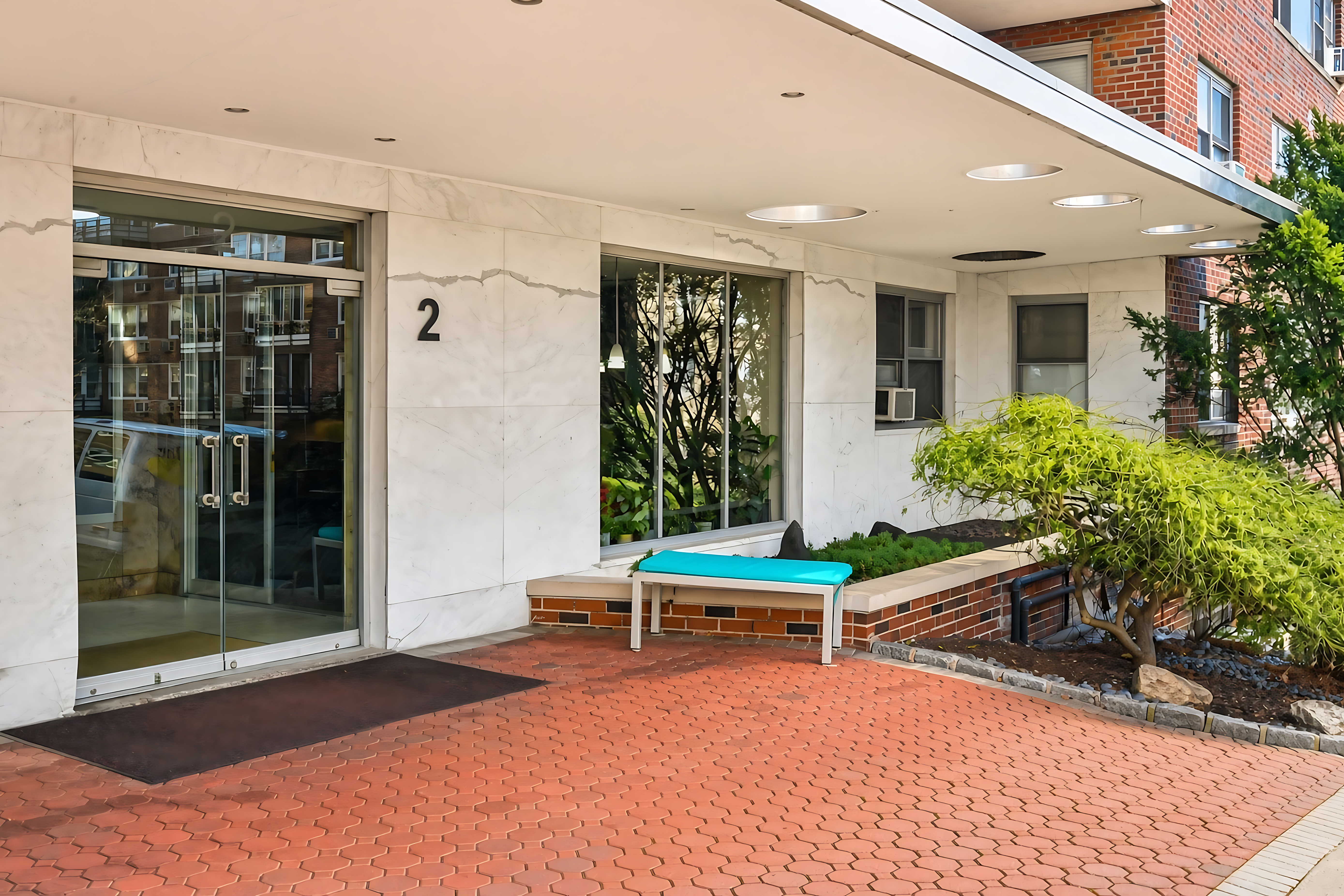  Fully Renovated Larchmont Condo - 物件實景