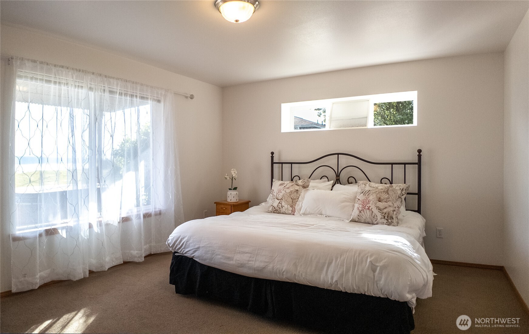 Hat Island, Washington, 98206, United States, 2 Bedrooms Bedrooms, ,2 BathroomsBathrooms,Residential,For Sale,1975923