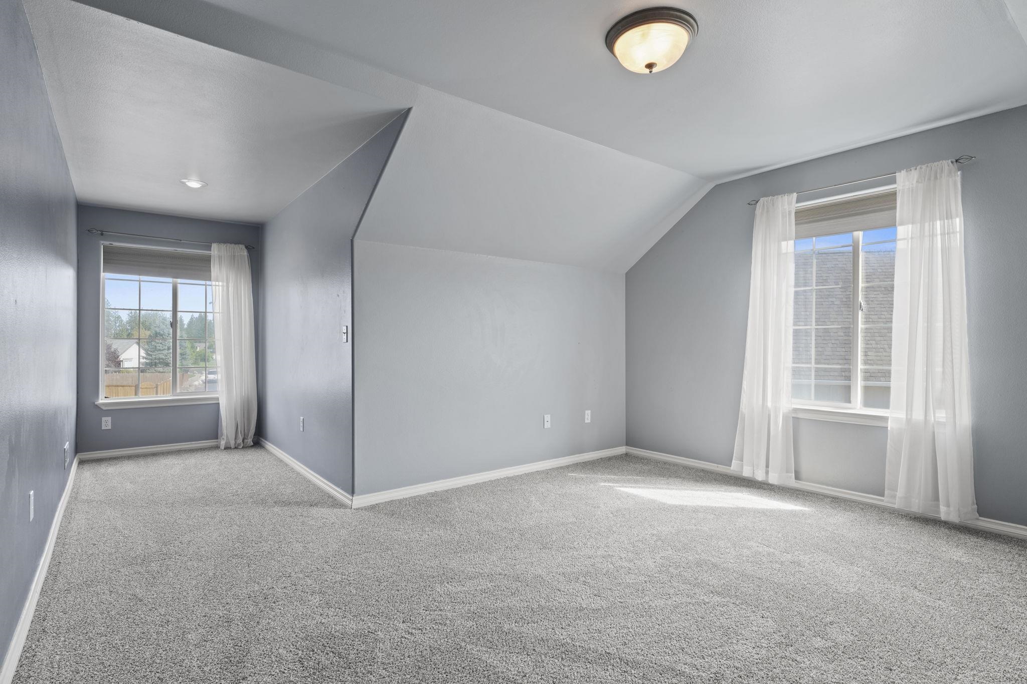 Mead, Washington, 99021, United States, 4 Bedrooms Bedrooms, ,4 BathroomsBathrooms,Residential,For Sale,1955187