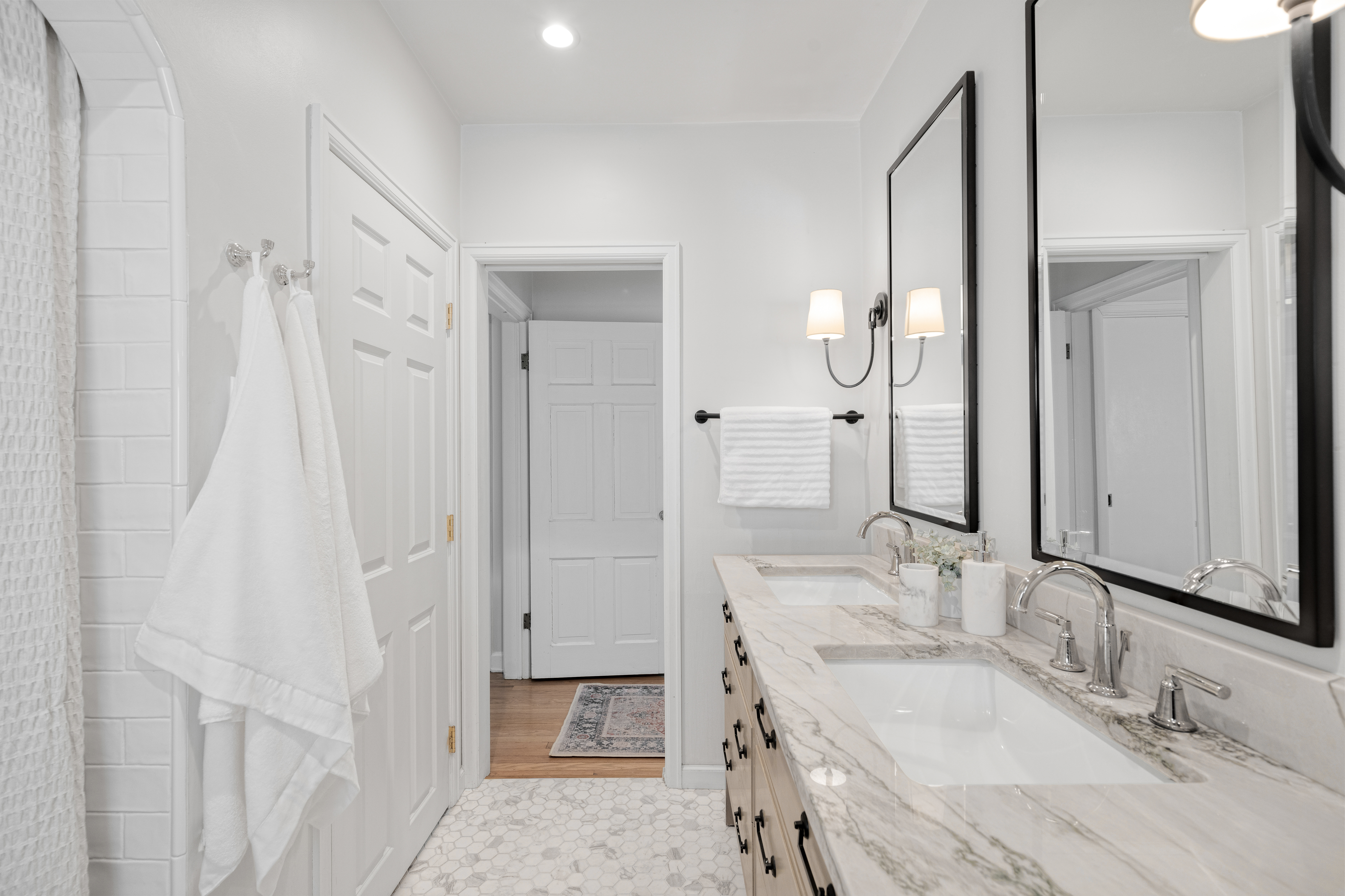  Thoughtfully Remodeled 1941 Ranch in Denver