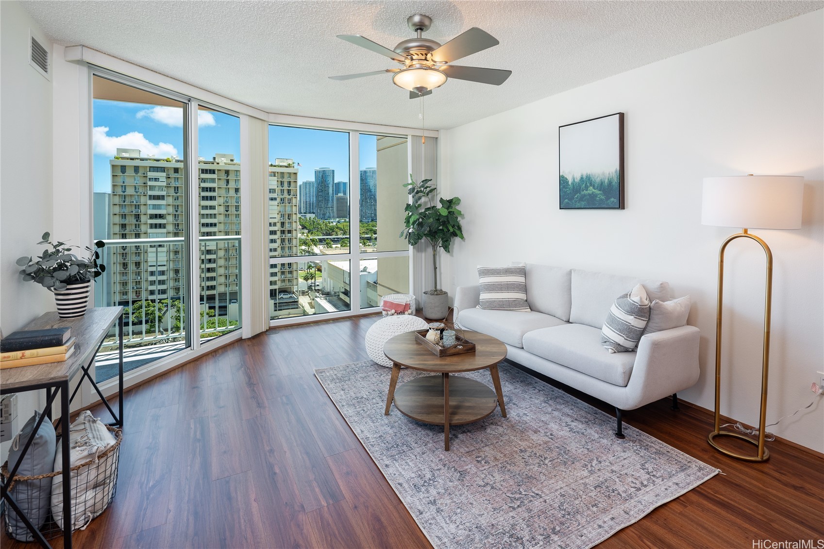 Honolulu, Hawaii, 96813, United States, 1 Bedroom Bedrooms, ,1 BathroomBathrooms,Residential,For Sale,1940357