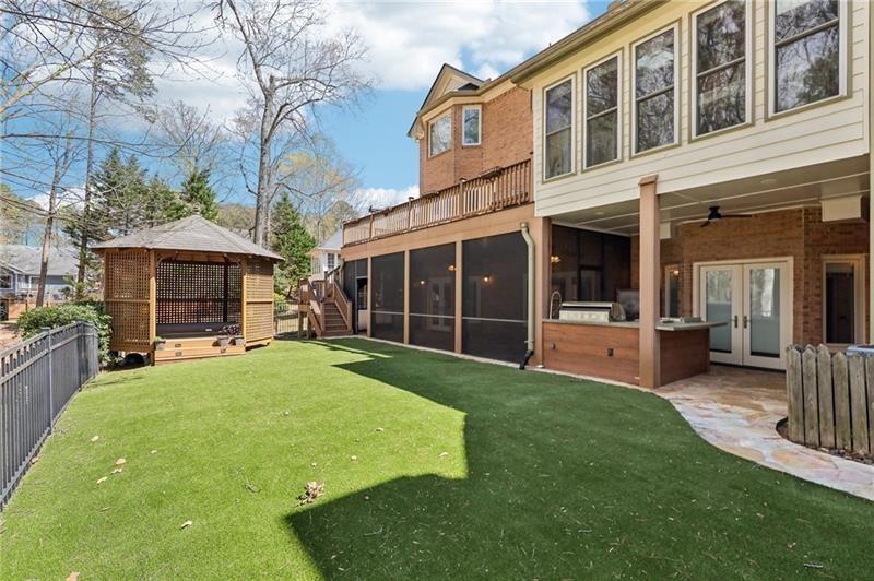 Buford, Georgia, 30518, United States, 6 Bedrooms Bedrooms, ,5 BathroomsBathrooms,Residential,For Sale,1976033