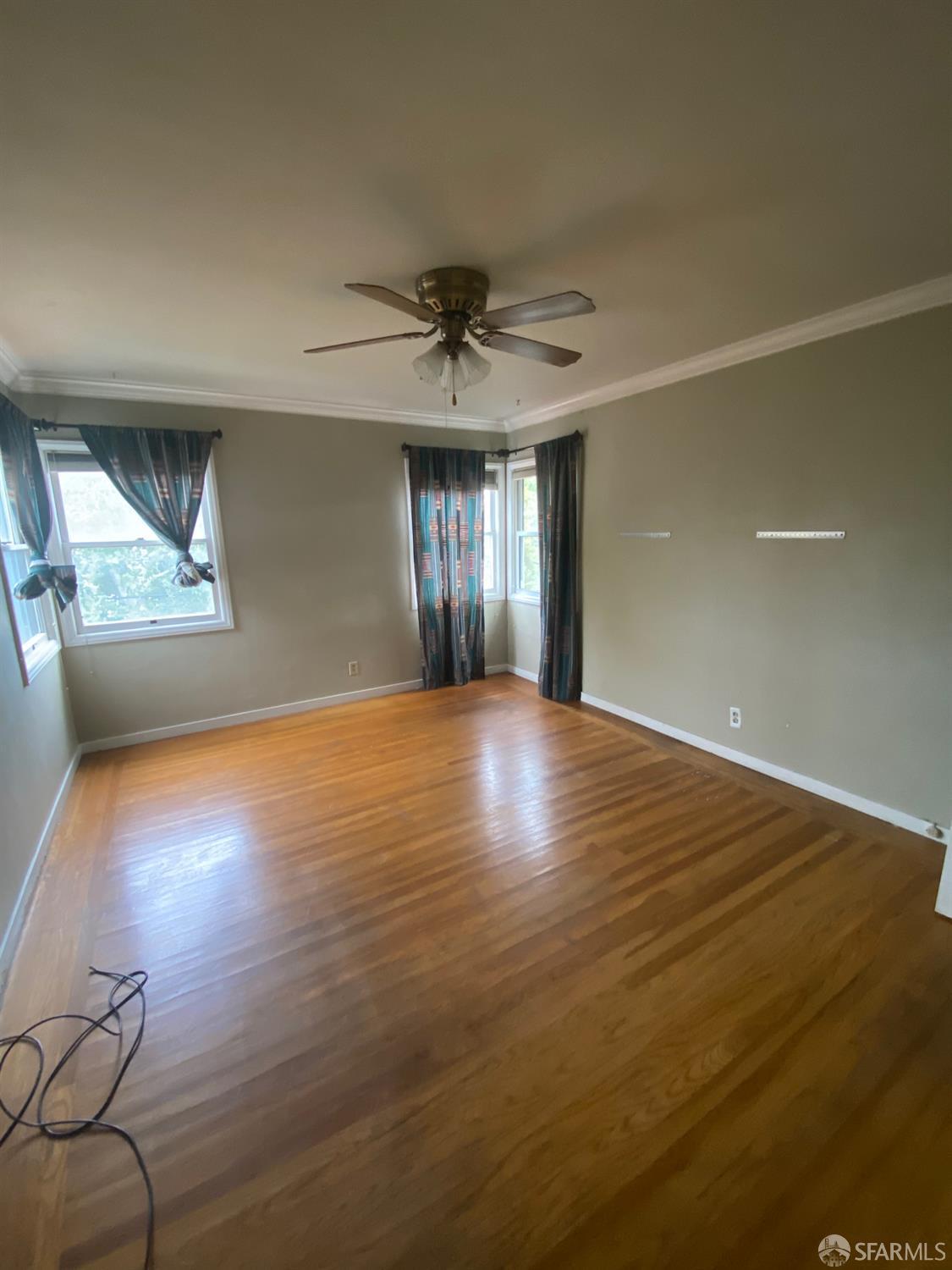 San Carlos, California, 94070, United States, 3 Bedrooms Bedrooms, ,3 BathroomsBathrooms,Residential,For Sale,1994257