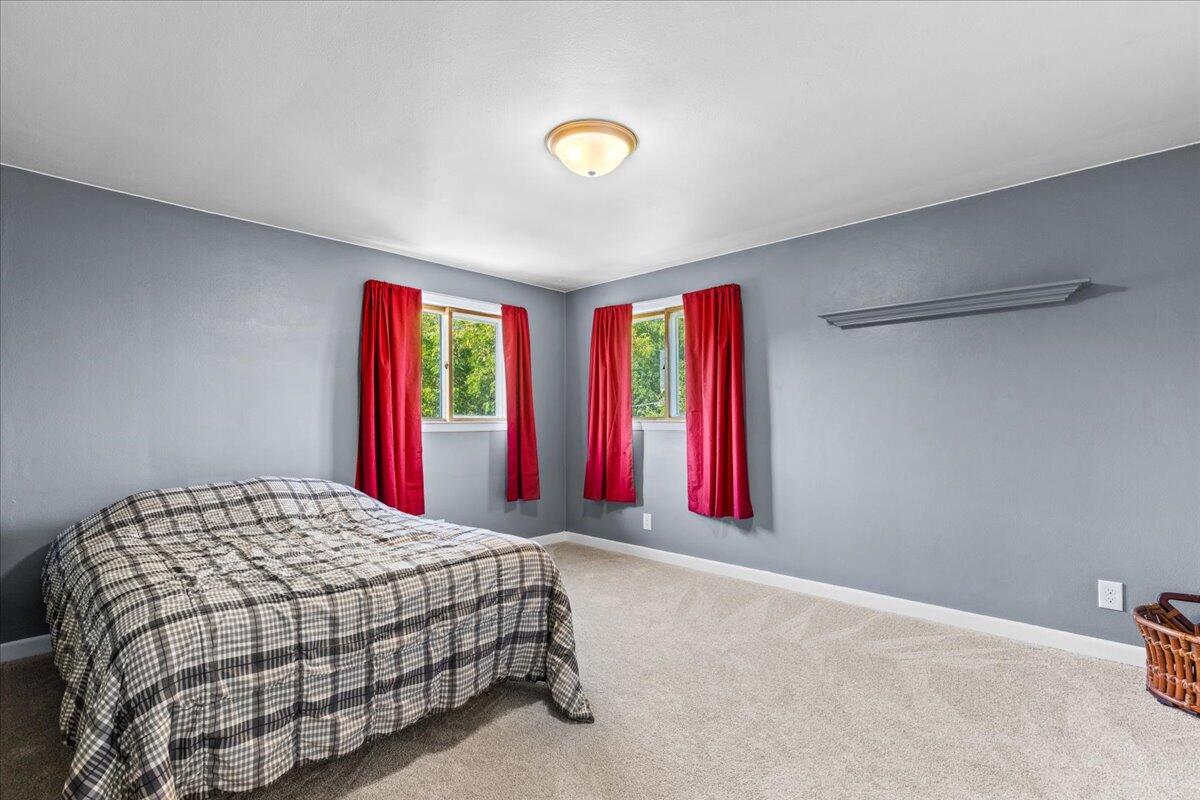 West Bend, Wisconsin, 53090, United States, 4 Bedrooms Bedrooms, ,3 BathroomsBathrooms,Residential,For Sale,1960551