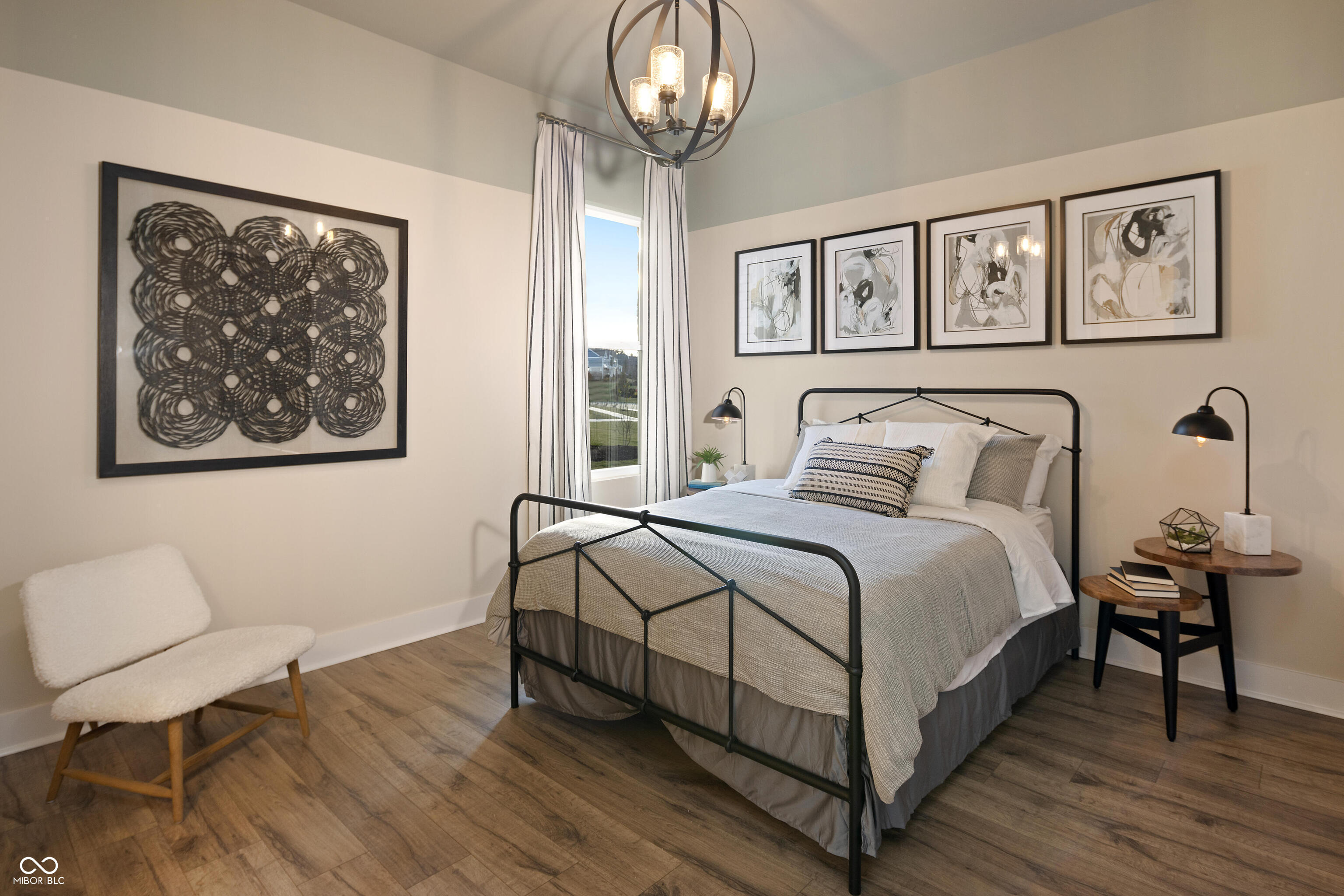 Carmel, Indiana, 46032, United States, 3 Bedrooms Bedrooms, ,3 BathroomsBathrooms,Residential,For Sale,2005548