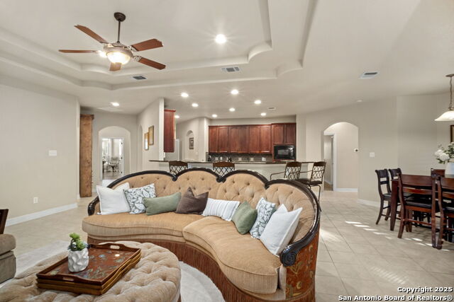 San Antonio, Texas, 78253, United States, 4 Bedrooms Bedrooms, ,4 BathroomsBathrooms,Residential,For Sale,1973097