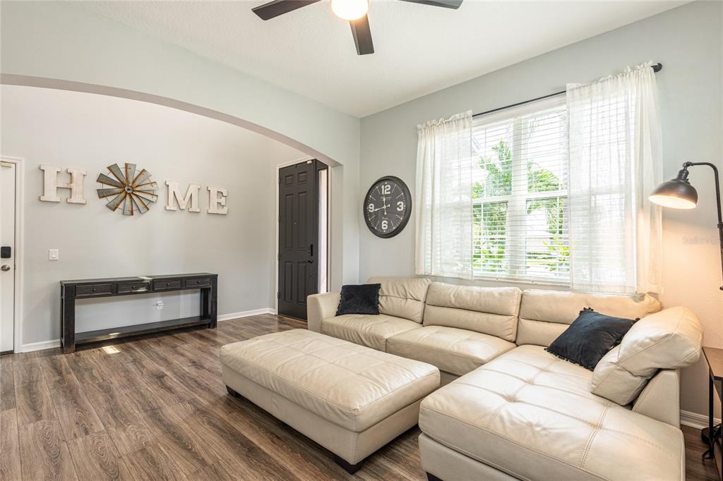 Riverview, Florida, 33578, United States, 5 Bedrooms Bedrooms, ,3 BathroomsBathrooms,Residential,For Sale,1895254