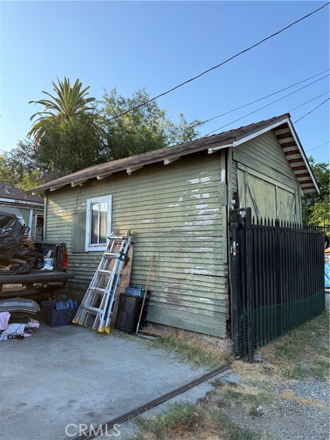 Los Angeles, California, 90023, United States, 2 Bedrooms Bedrooms, ,1 BathroomBathrooms,Residential,For Sale,1931664