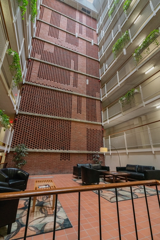 Cambridge, Massachusetts, 02138, United States, 1 Bedroom Bedrooms, ,1 BathroomBathrooms,Residential,For Sale,1940724