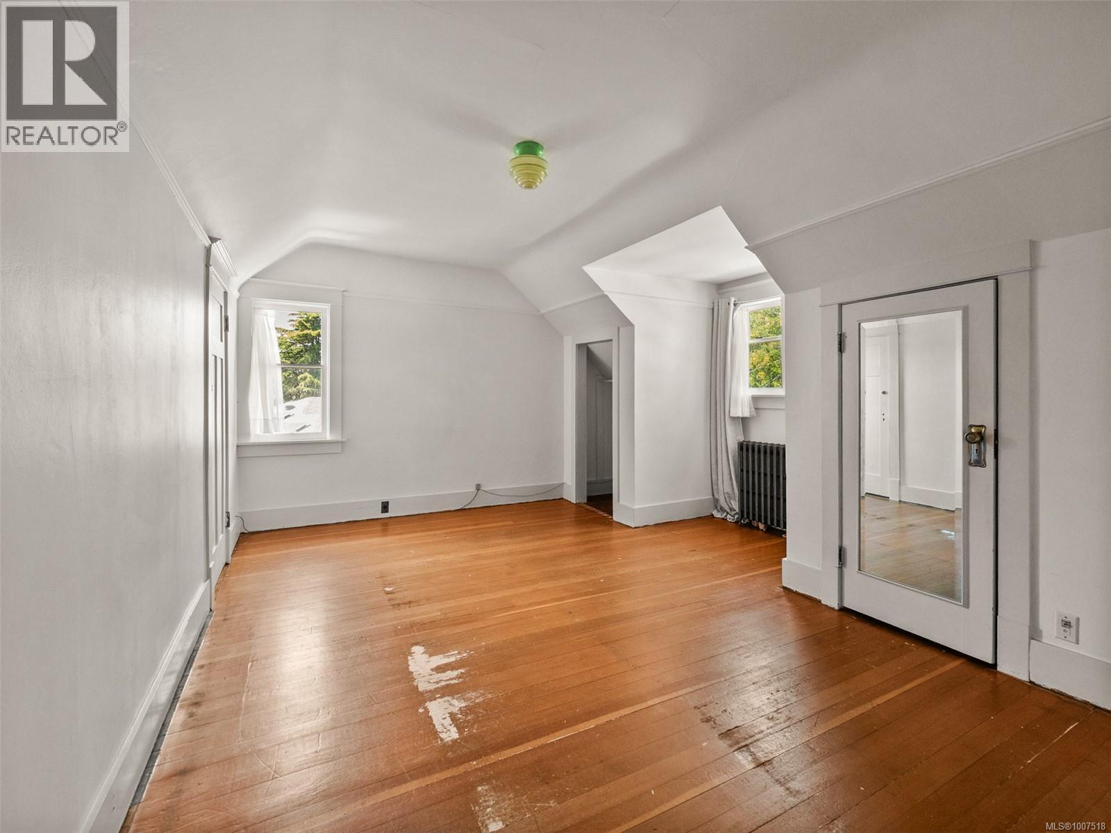 VICTORIA, British Columbia, V8S 2A6, CA, 4 Bedrooms Bedrooms, ,3 BathroomsBathrooms,Residential,For Sale,1947245