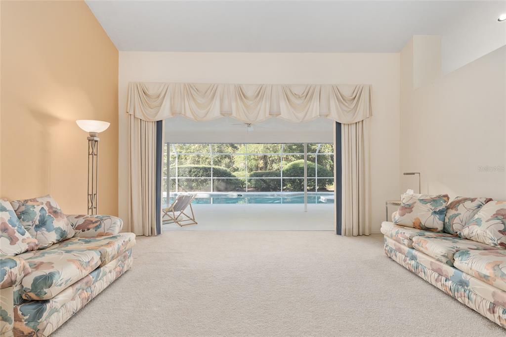 Gainesville, Florida, 32606, United States, 4 Bedrooms Bedrooms, ,3 BathroomsBathrooms,Residential,For Sale,1989601