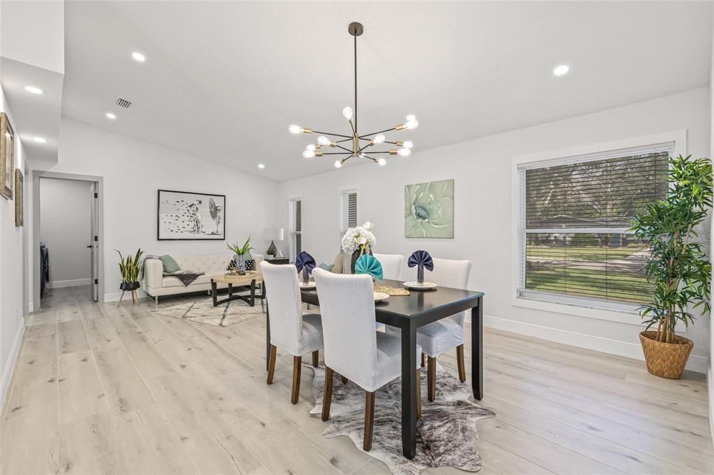 St Petersburg, Florida, 33705, United States, 4 Bedrooms Bedrooms, ,2 BathroomsBathrooms,Residential,For Sale,1919493