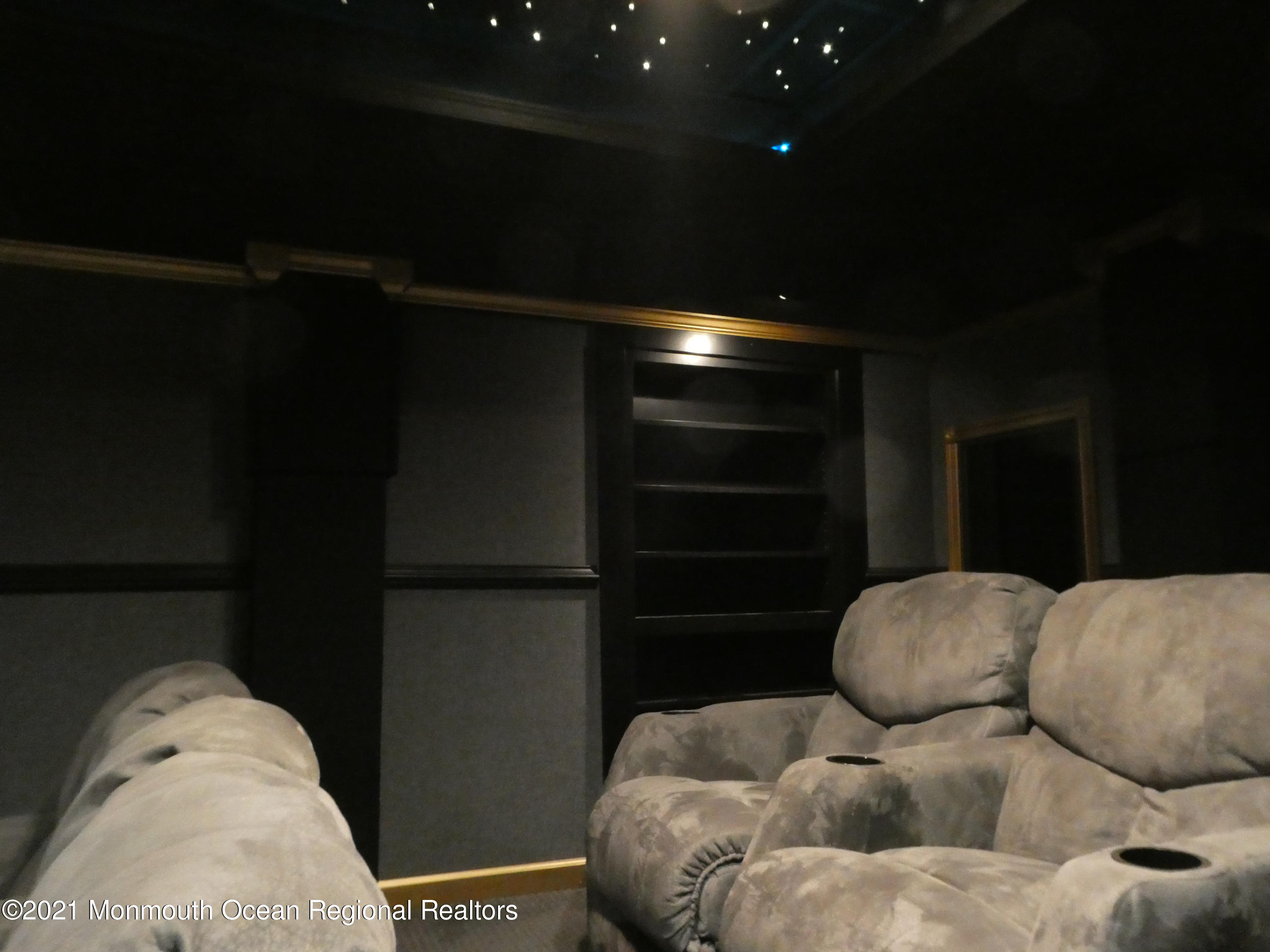 Jackson, New Jersey, 08527, United States, 4 Bedrooms Bedrooms, ,3 BathroomsBathrooms,Residential,For Sale,1944716