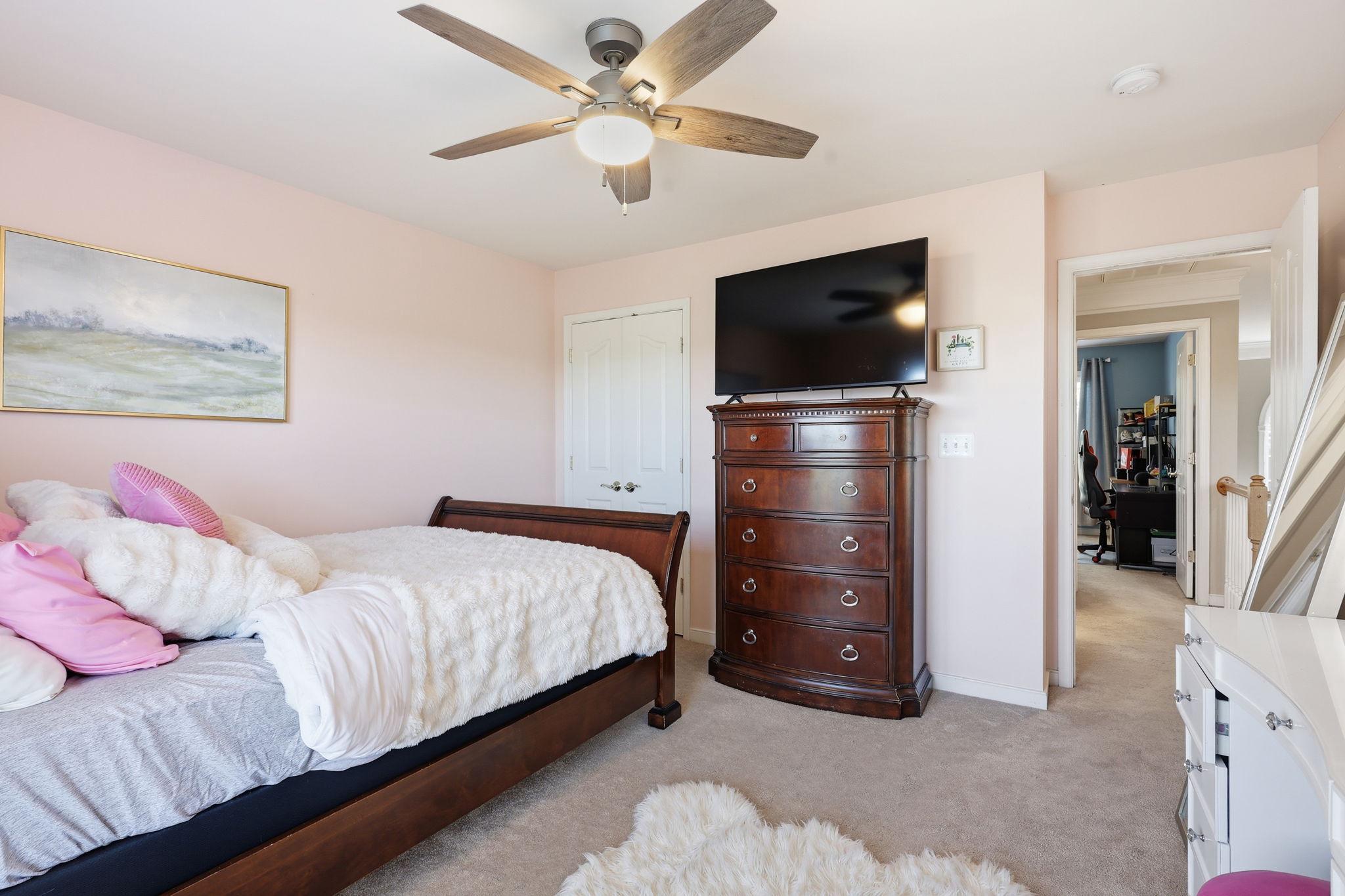 Fredericksburg, Virginia, 22407, United States, 5 Bedrooms Bedrooms, ,4 BathroomsBathrooms,Residential,For Sale,2048625