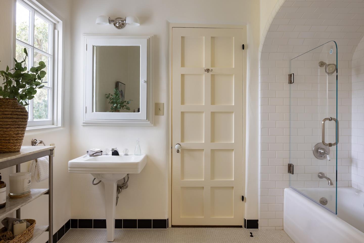 Pebble Beach, California, 93953, United States, 5 Bedrooms Bedrooms, ,5 BathroomsBathrooms,Residential,For Sale,1947438