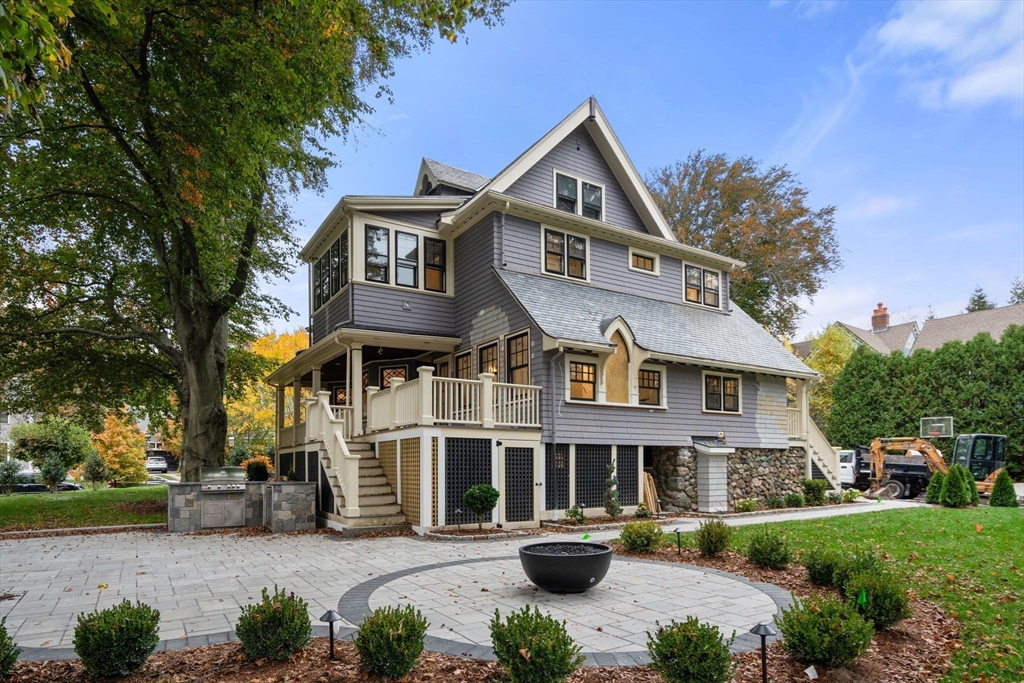 Newton, Massachusetts, 02465, United States, 6 Bedrooms Bedrooms, ,7 BathroomsBathrooms,Residential,For Sale,1995687